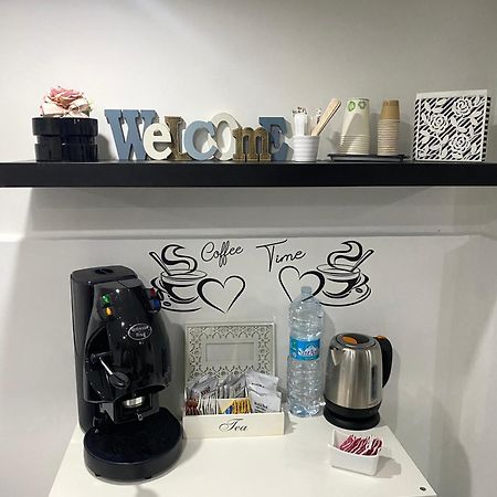 La Casetta Di Giovy เนเปิลส์ ภายนอก รูปภาพ